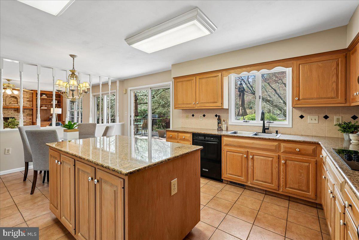 MOUNT PLEASANT - Residential