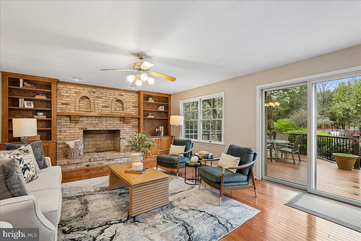 MOUNT PLEASANT - Residential