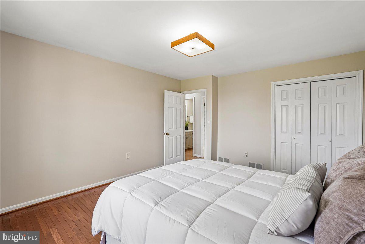 MOUNT PLEASANT - Residential