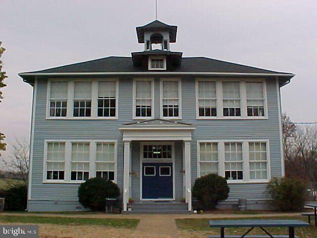 MOUNT PLEASANT - Residential