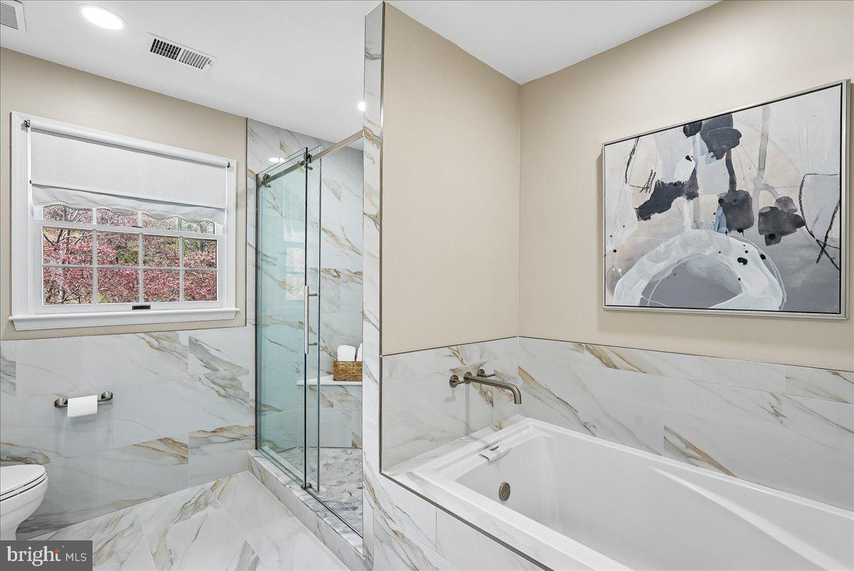 MOUNT PLEASANT - Residential