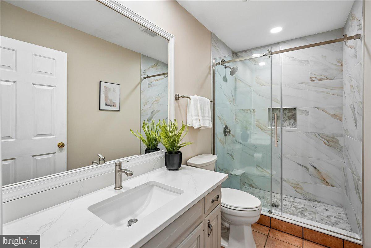 MOUNT PLEASANT - Residential