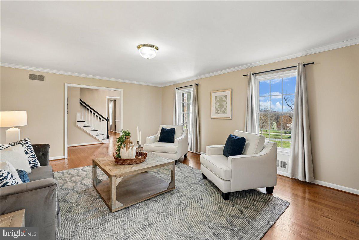 MOUNT PLEASANT - Residential