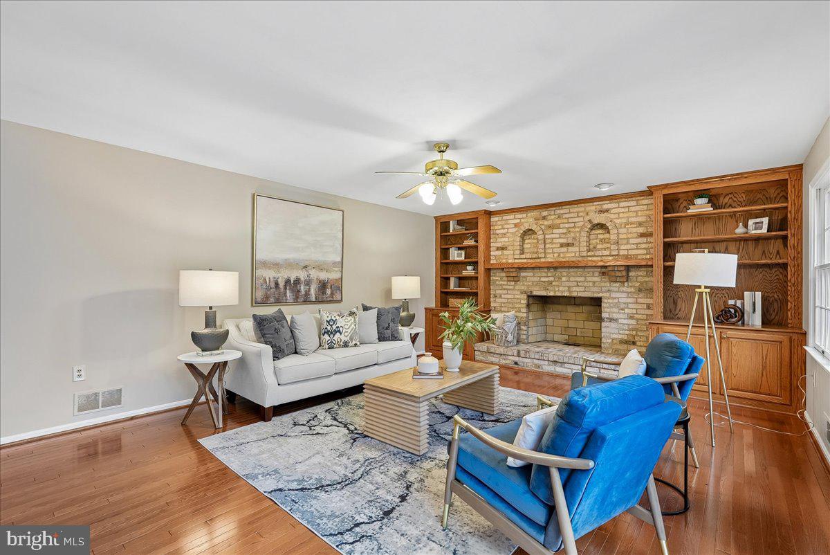 MOUNT PLEASANT - Residential