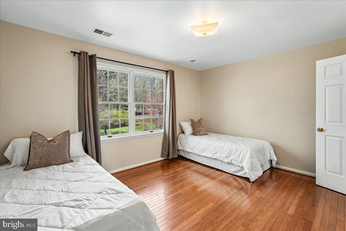 MOUNT PLEASANT - Residential