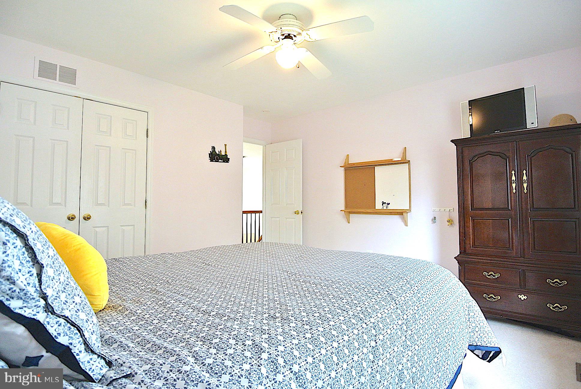 SADDLE RIDGE - Residential