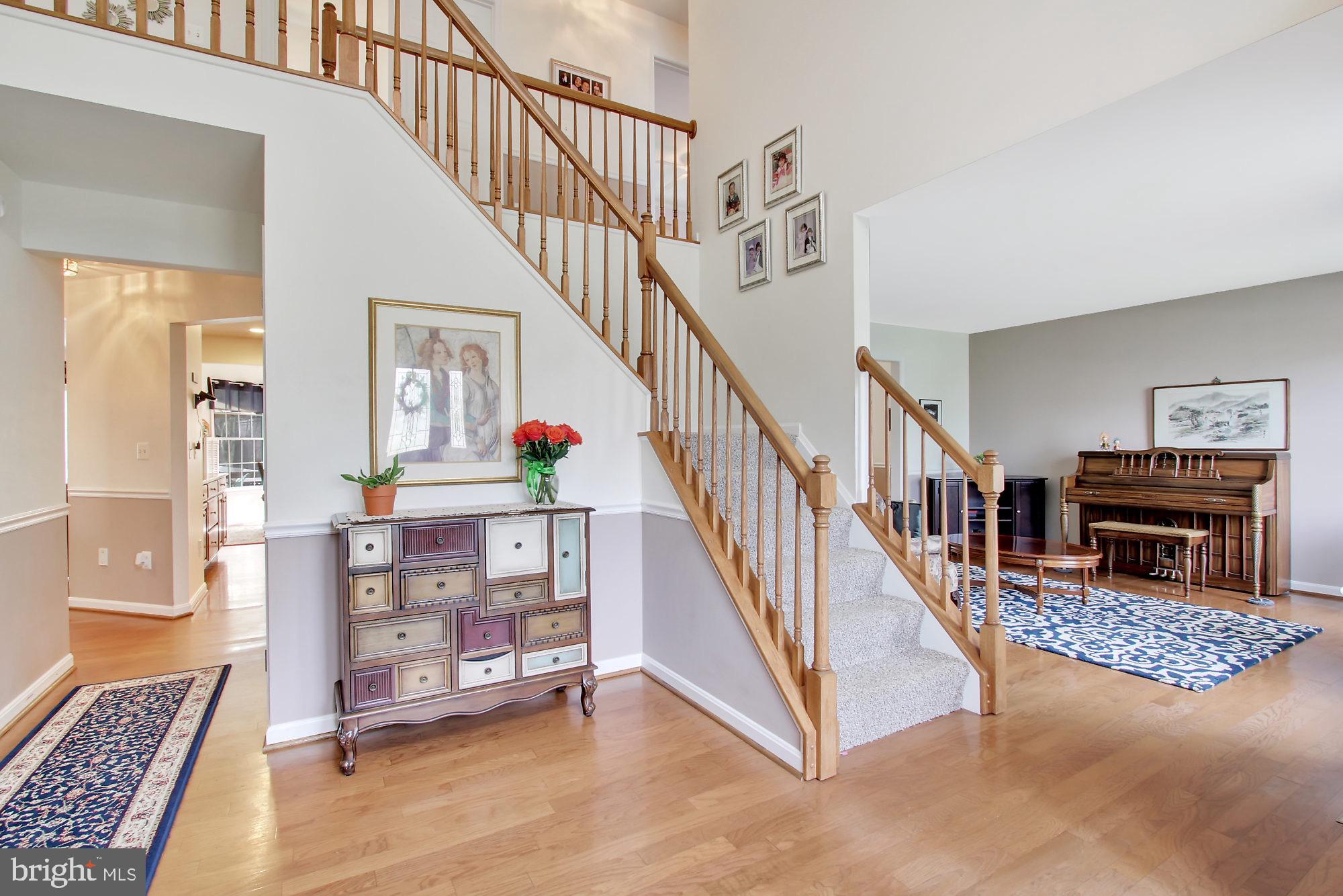 SADDLE RIDGE - Residential