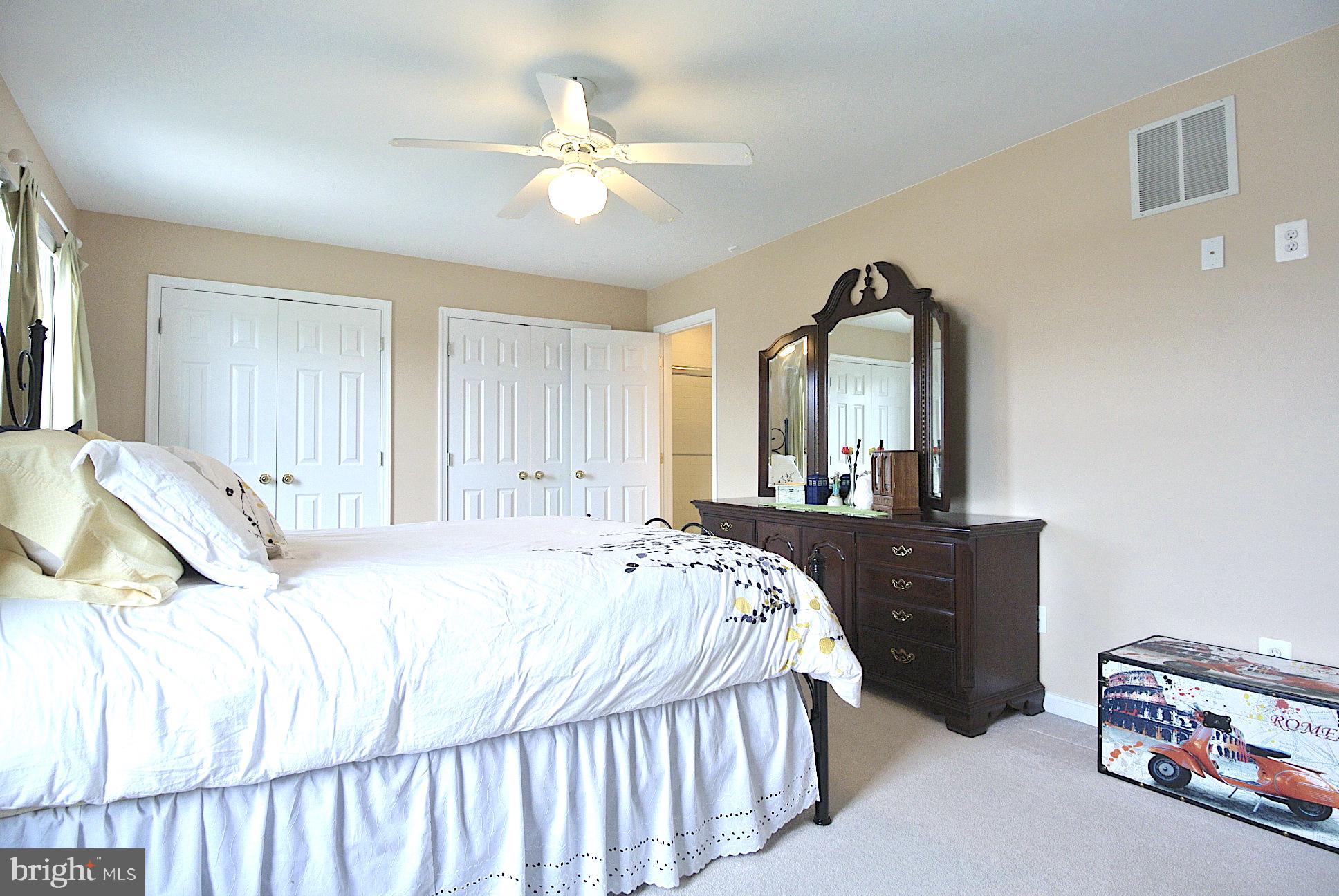 SADDLE RIDGE - Residential