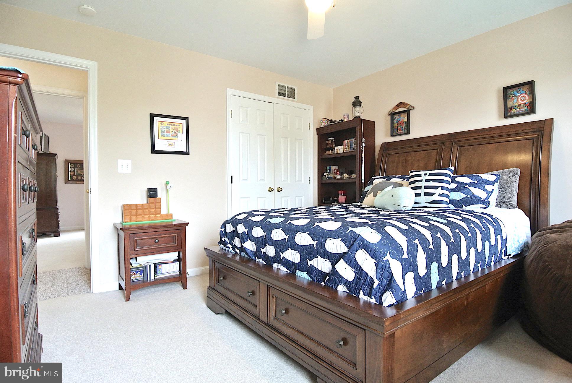 SADDLE RIDGE - Residential