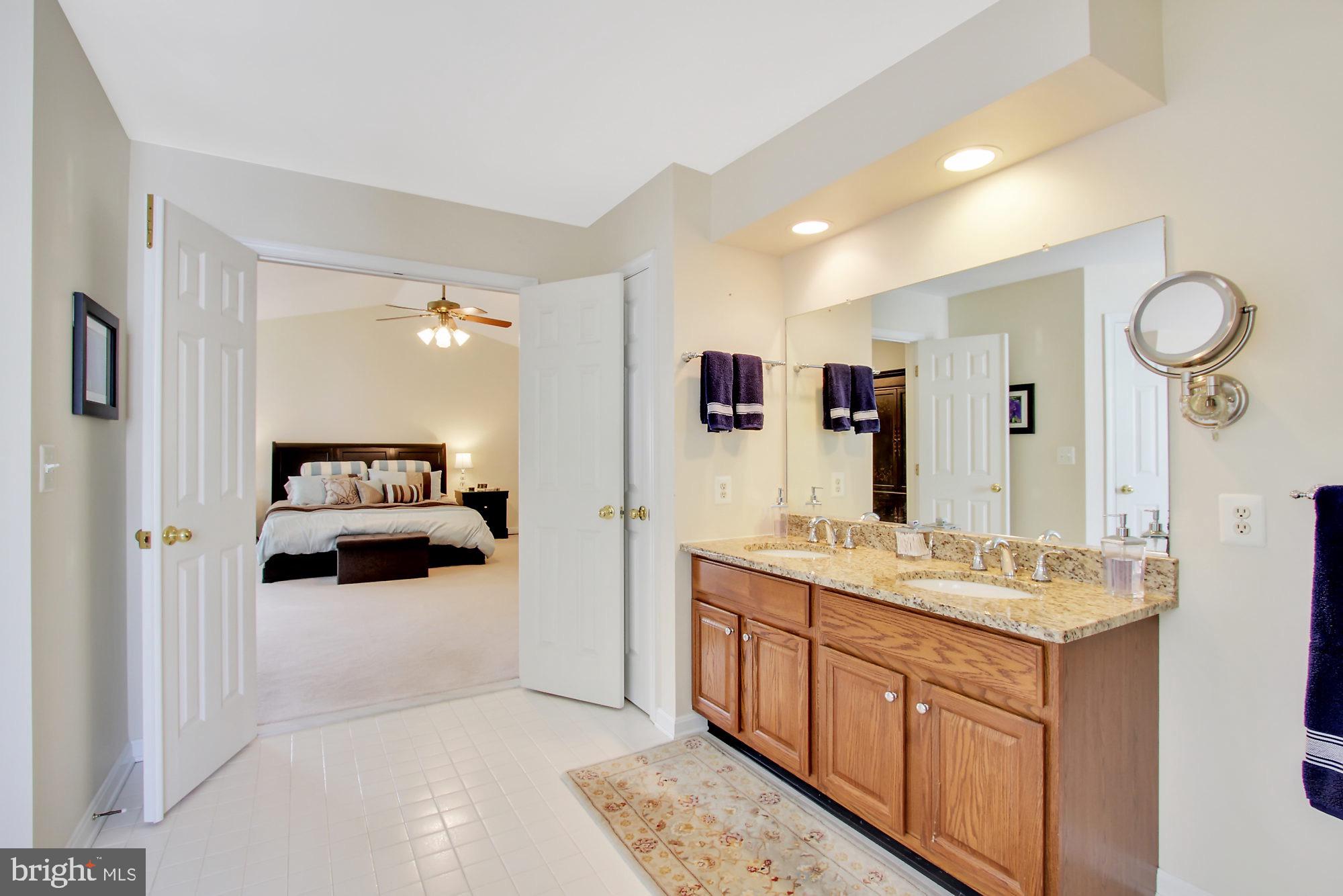 SADDLE RIDGE - Residential