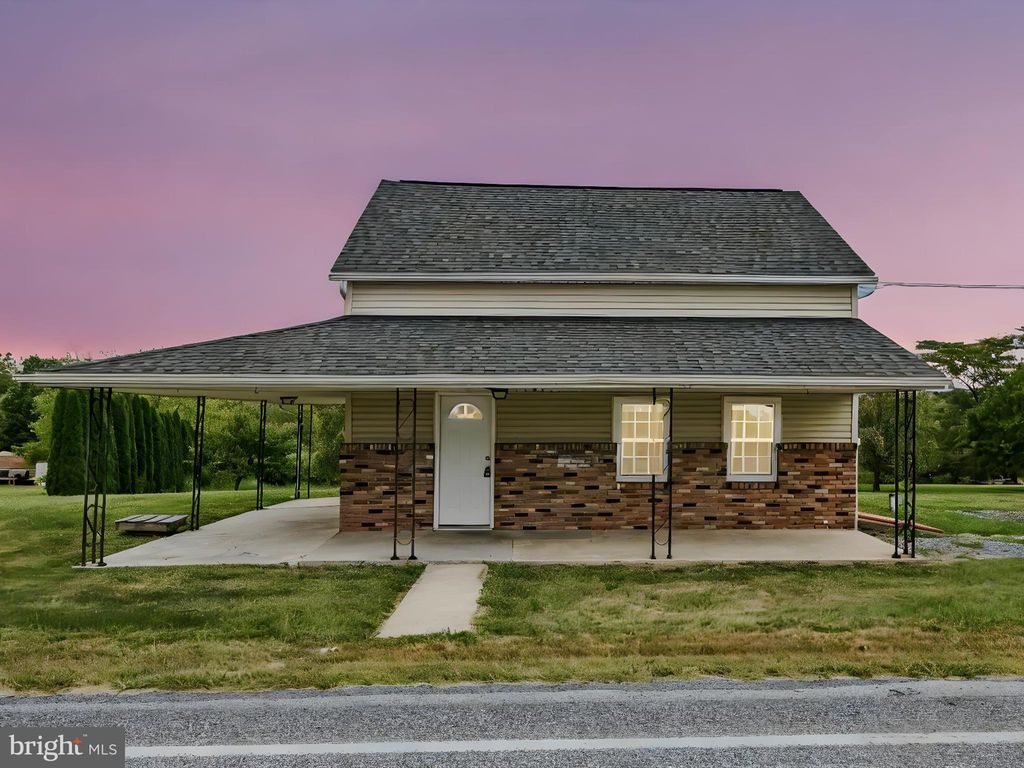 Photo of 31 E Rosebud Road, MYERSTOWN, PA 17067 (MLS # PALN2023100)