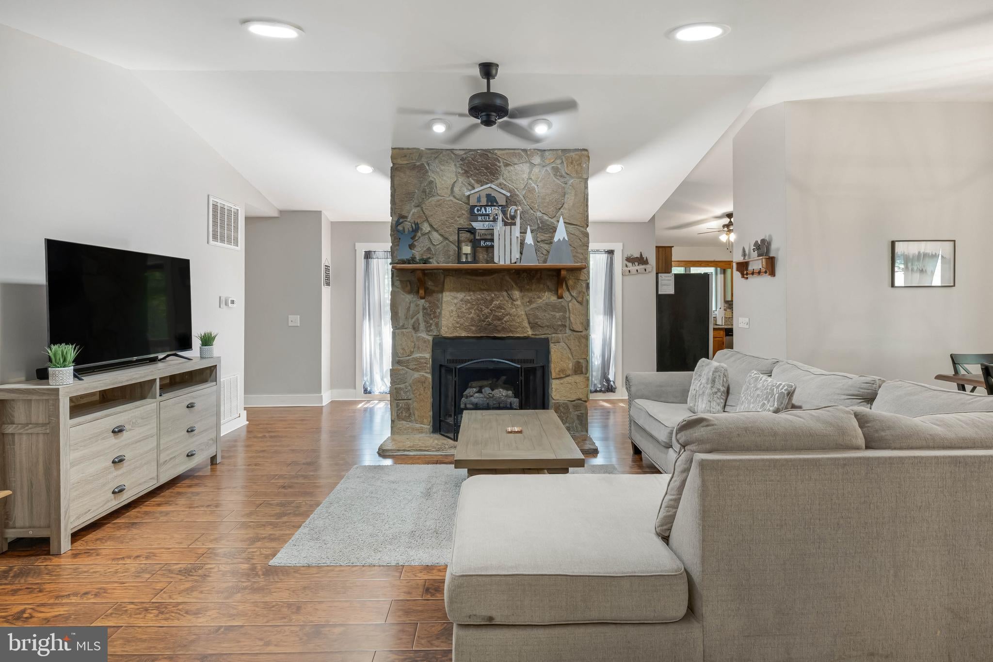 187 PINEY LANE