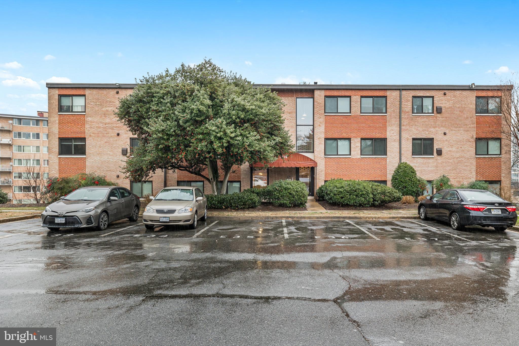 BOLLING BROOK - Residential