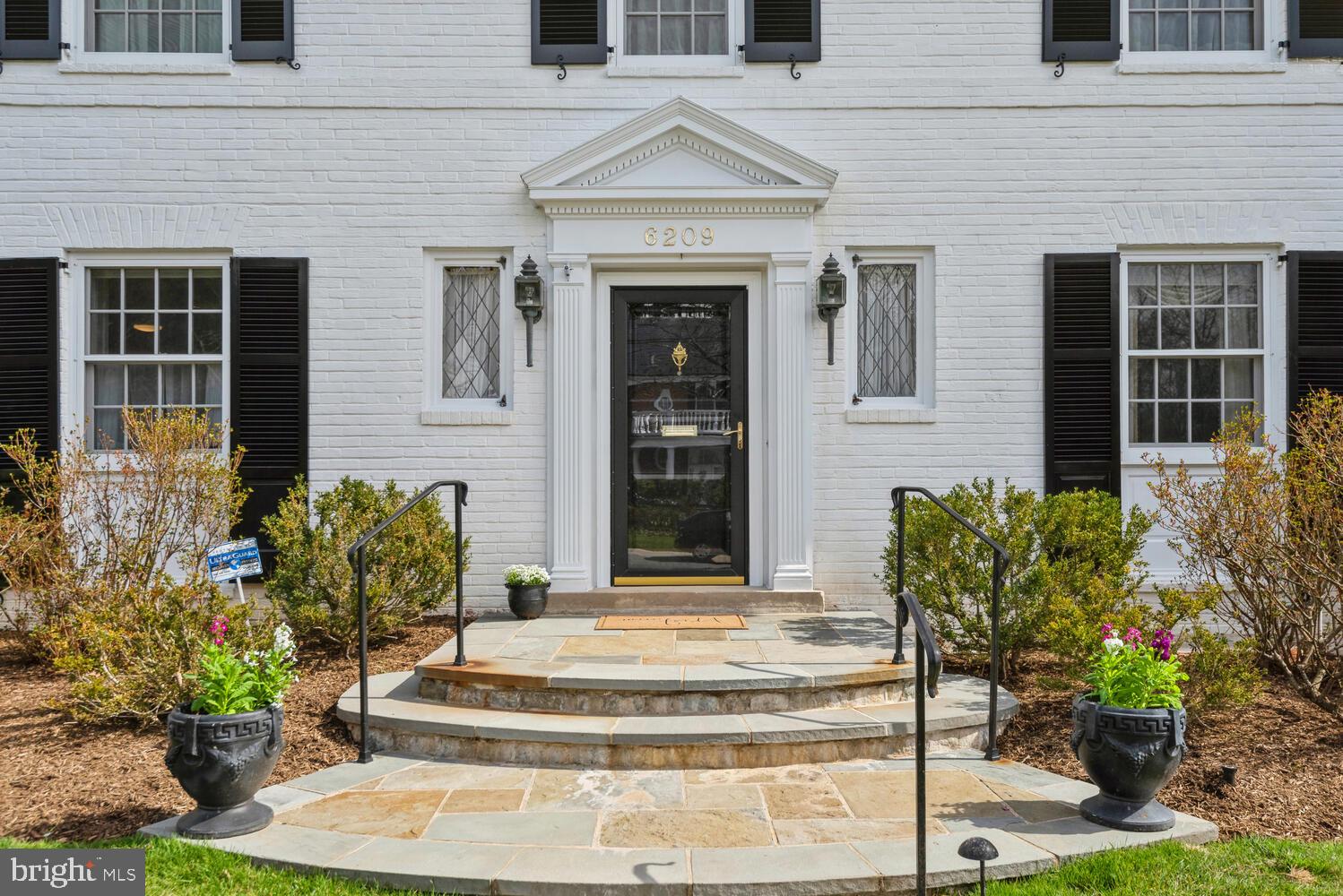 KENWOOD - Residential