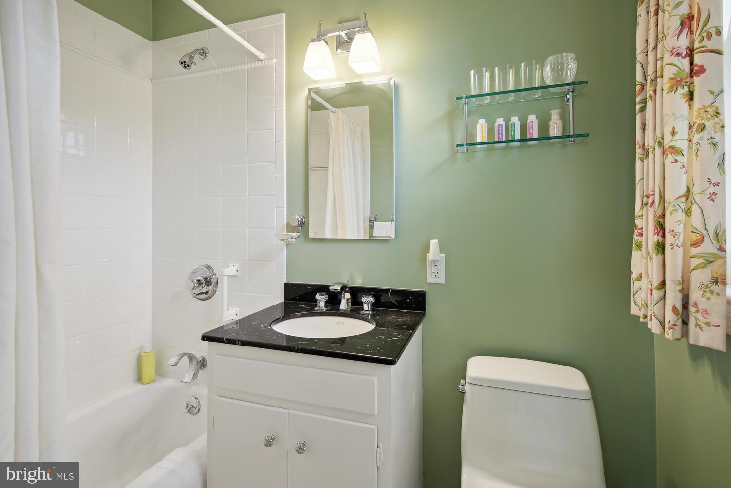 KENWOOD - Residential