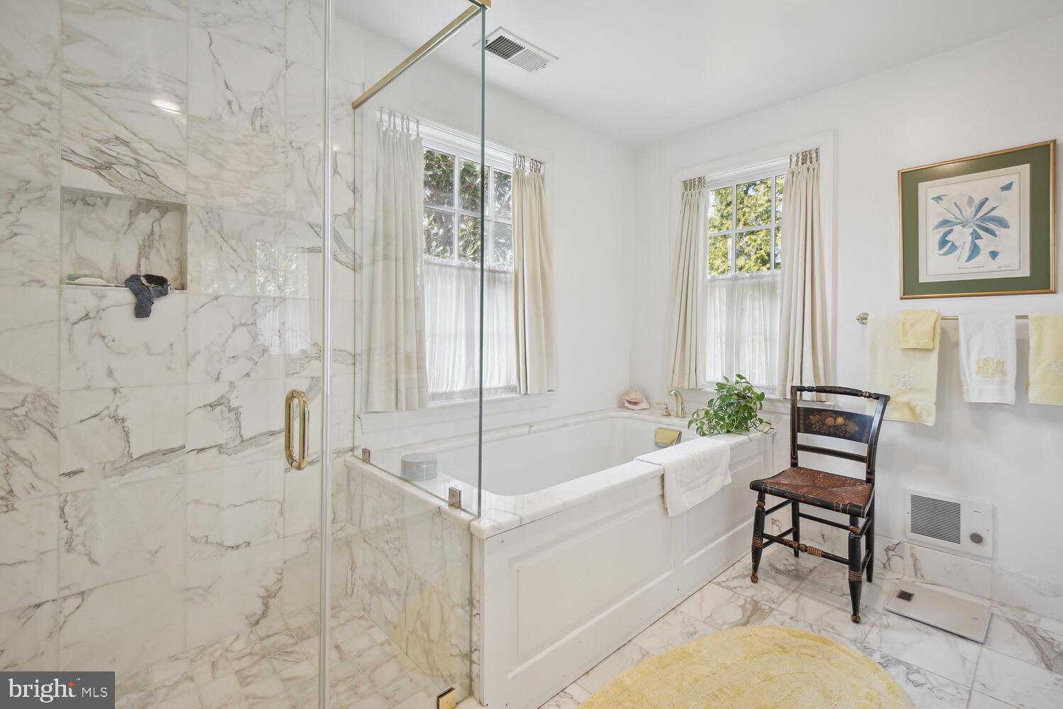 KENWOOD - Residential