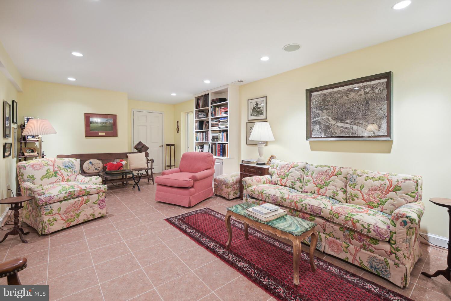 KENWOOD - Residential