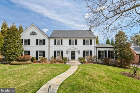 Photo of 6209 Brookside Drive, Chevy Chase, MD 20815 (MLS # MDMC2123618)