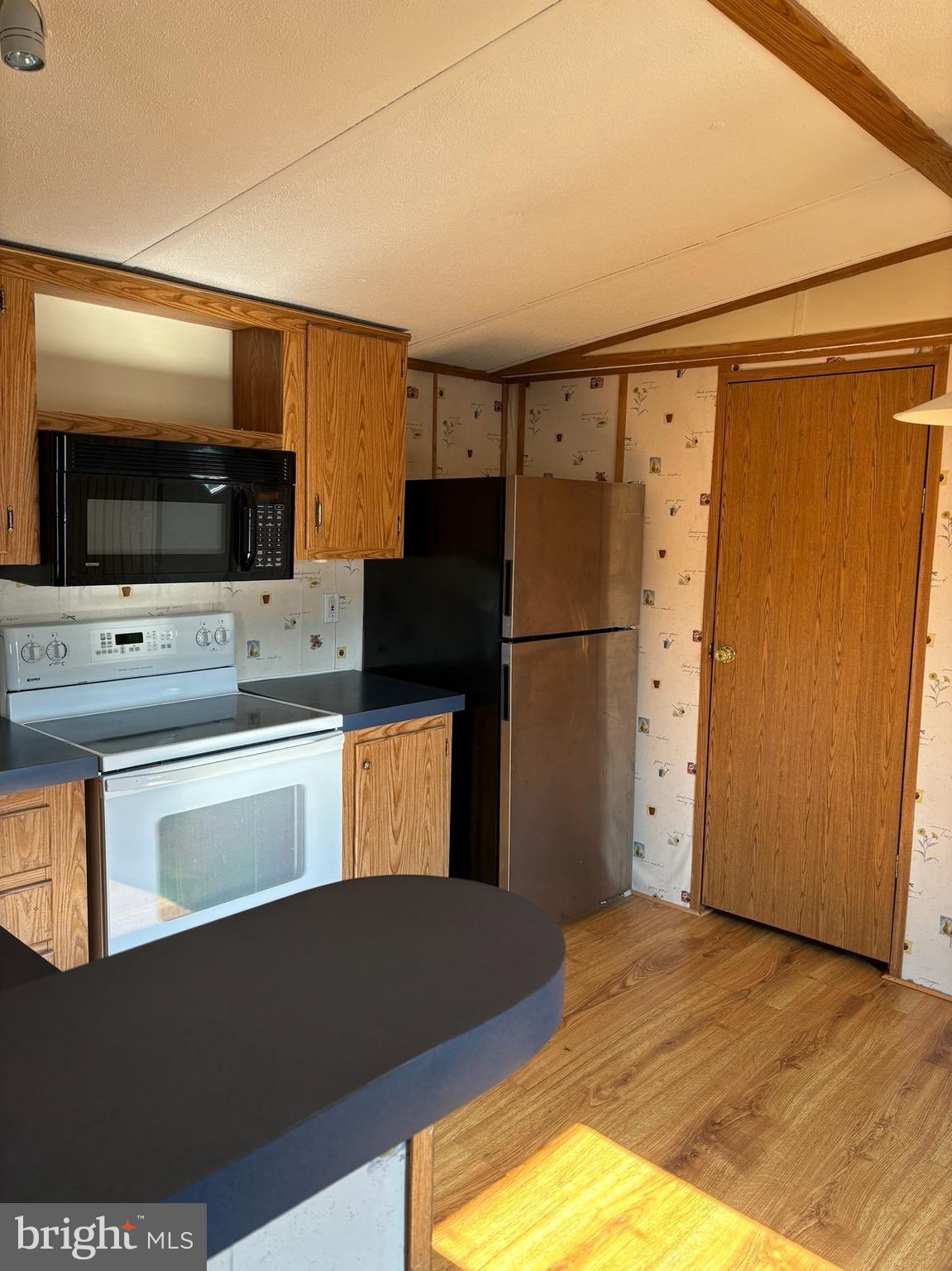 PENN COURT MHP - Residential