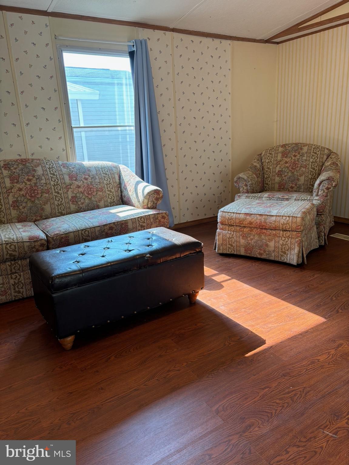 PENN COURT MHP - Residential