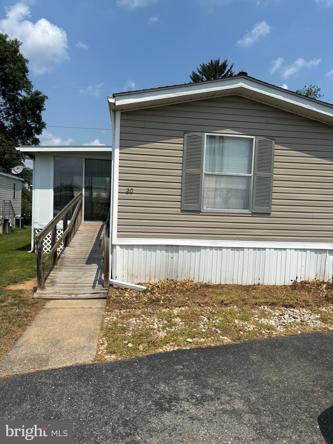 PENN COURT MHP - Residential