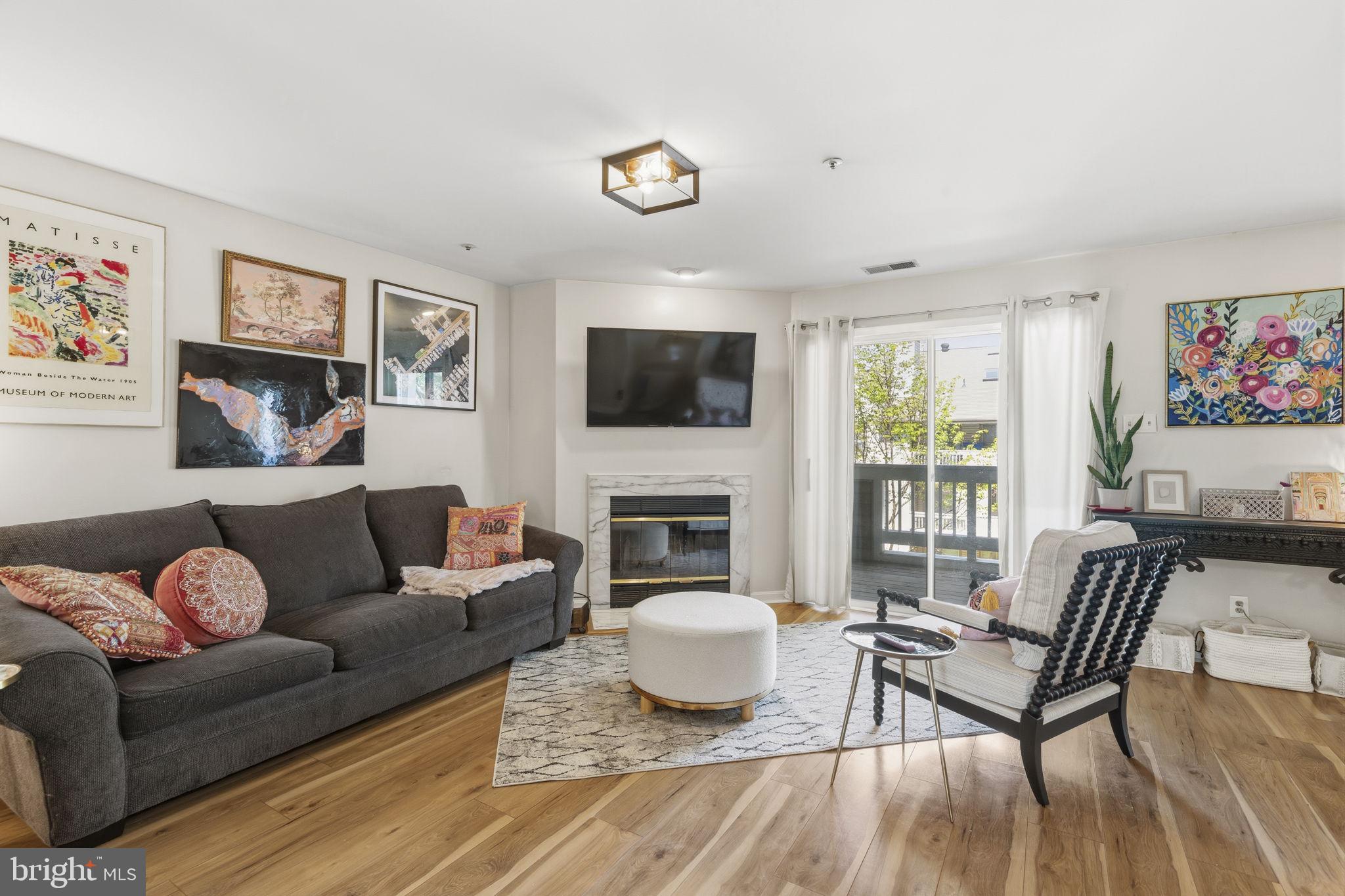 BRIDGEPORT CONDO PHASE 3 - Residential