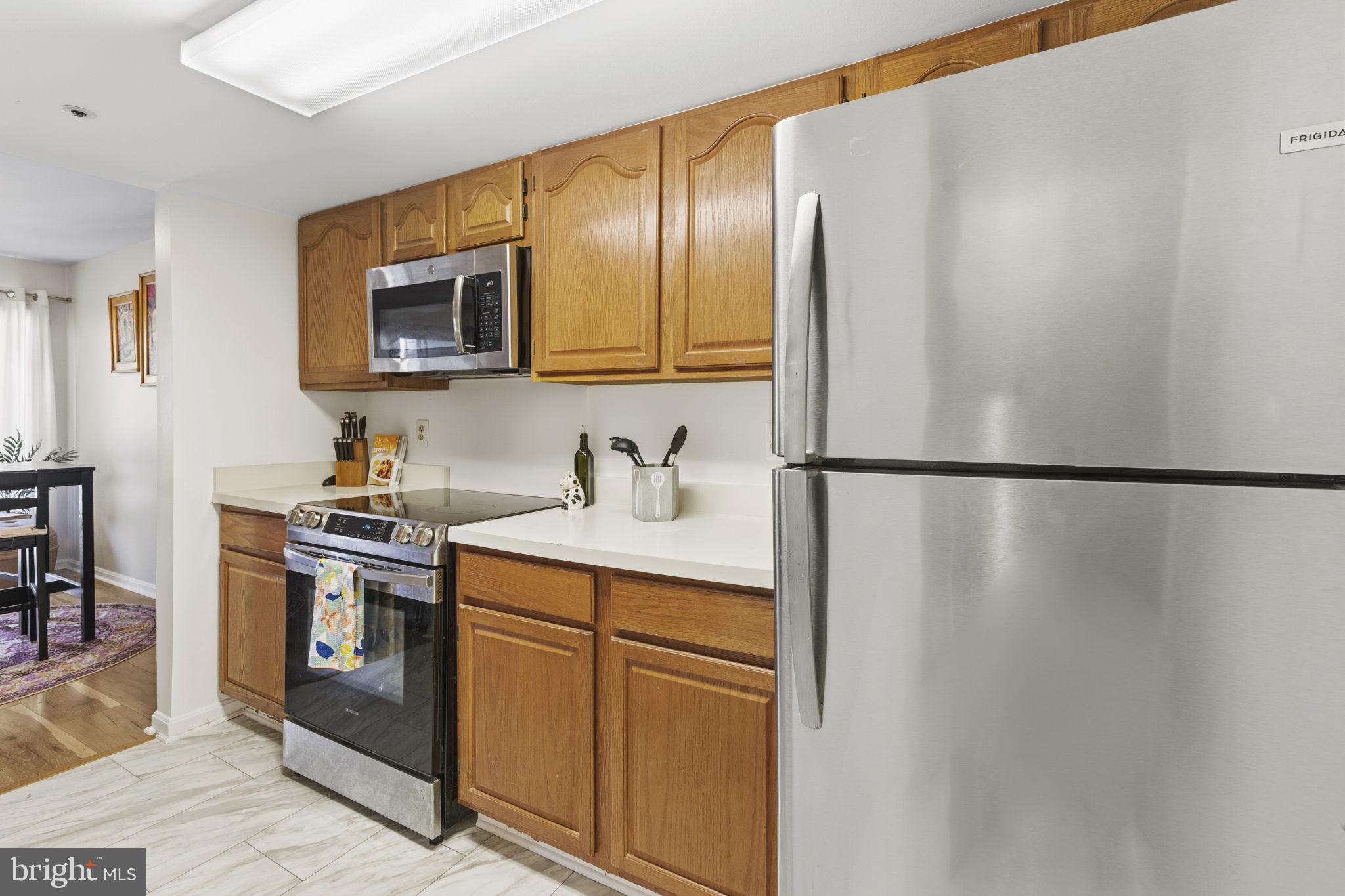 BRIDGEPORT CONDO PHASE 3 - Residential