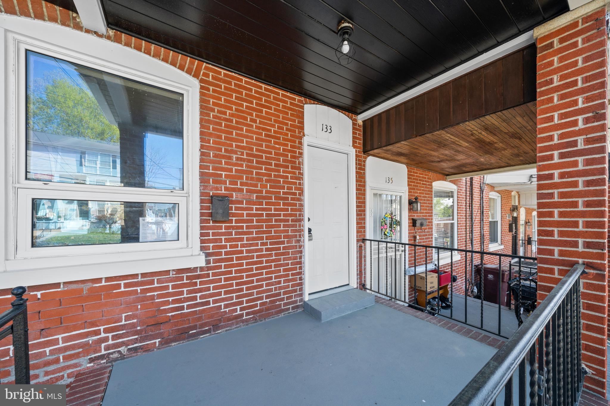 133 6TH AVENUE
