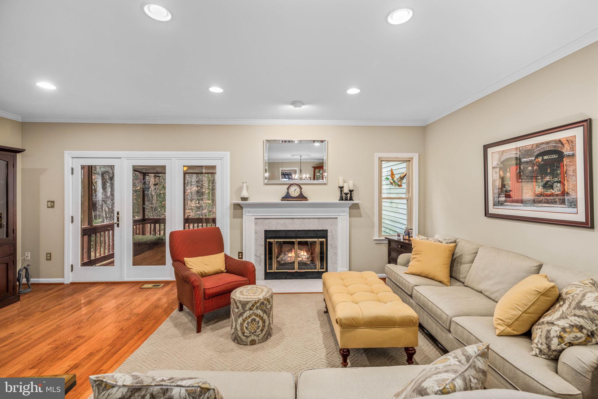 LAKE BRADDOCK - Residential