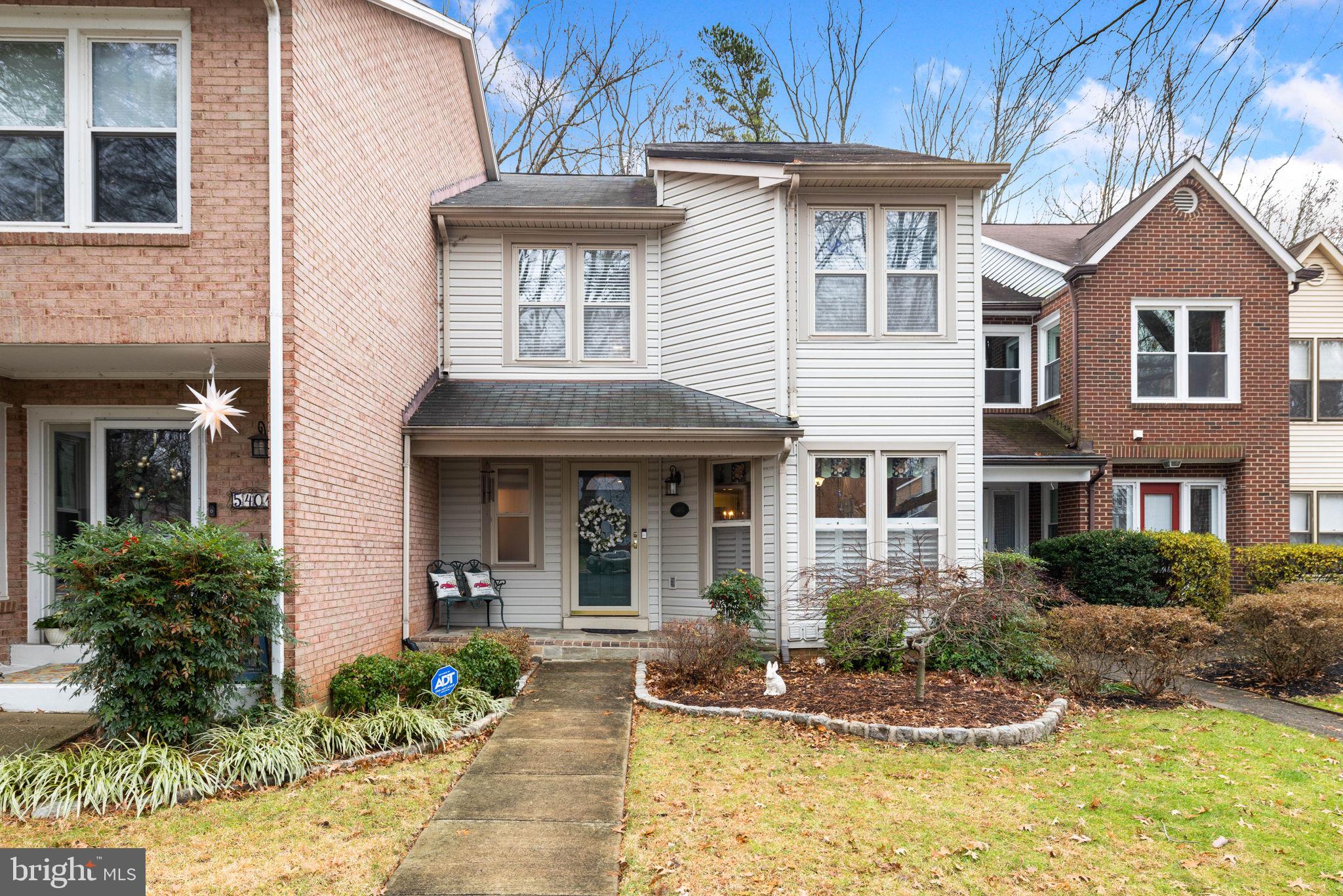 LAKE BRADDOCK - Residential