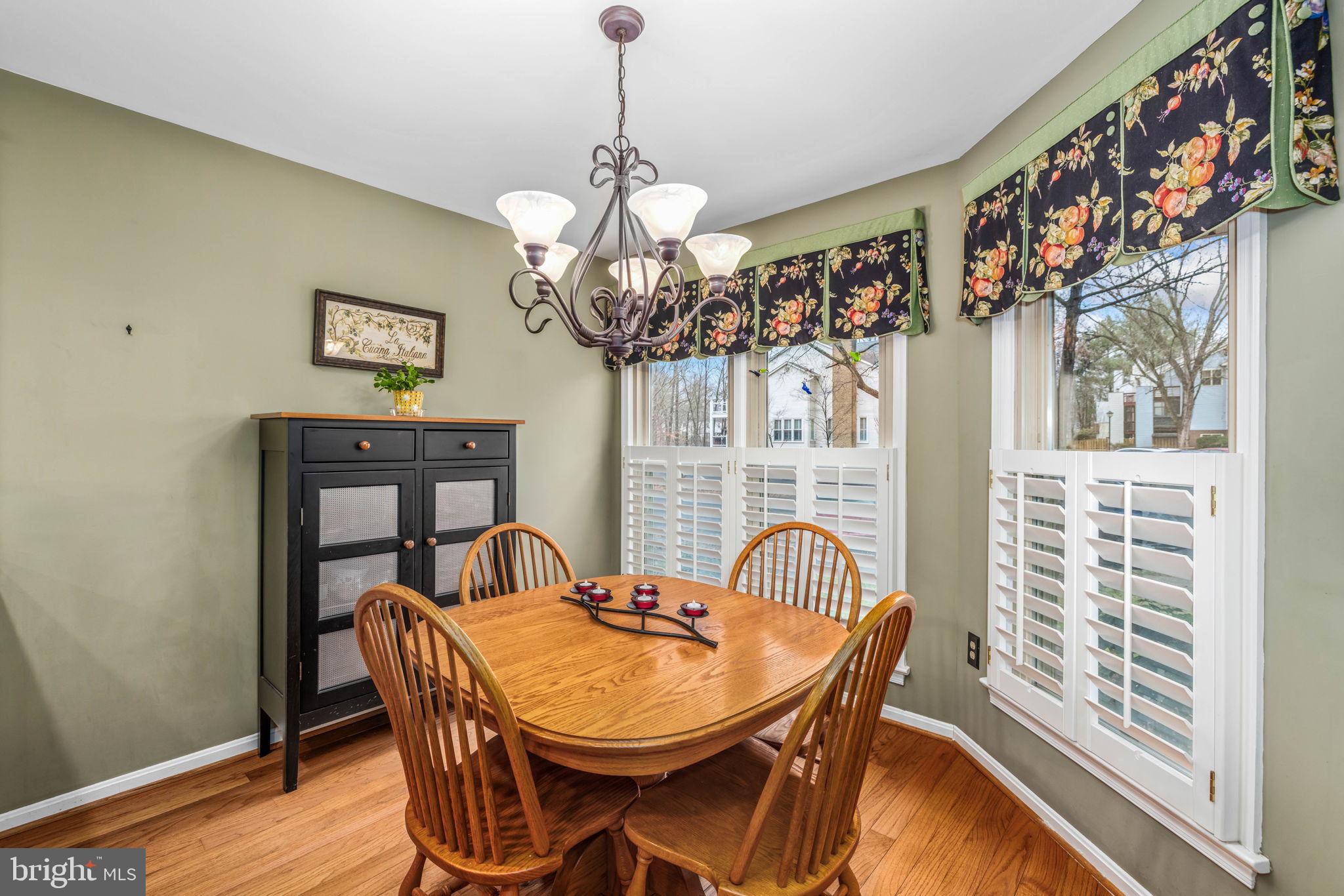 LAKE BRADDOCK - Residential