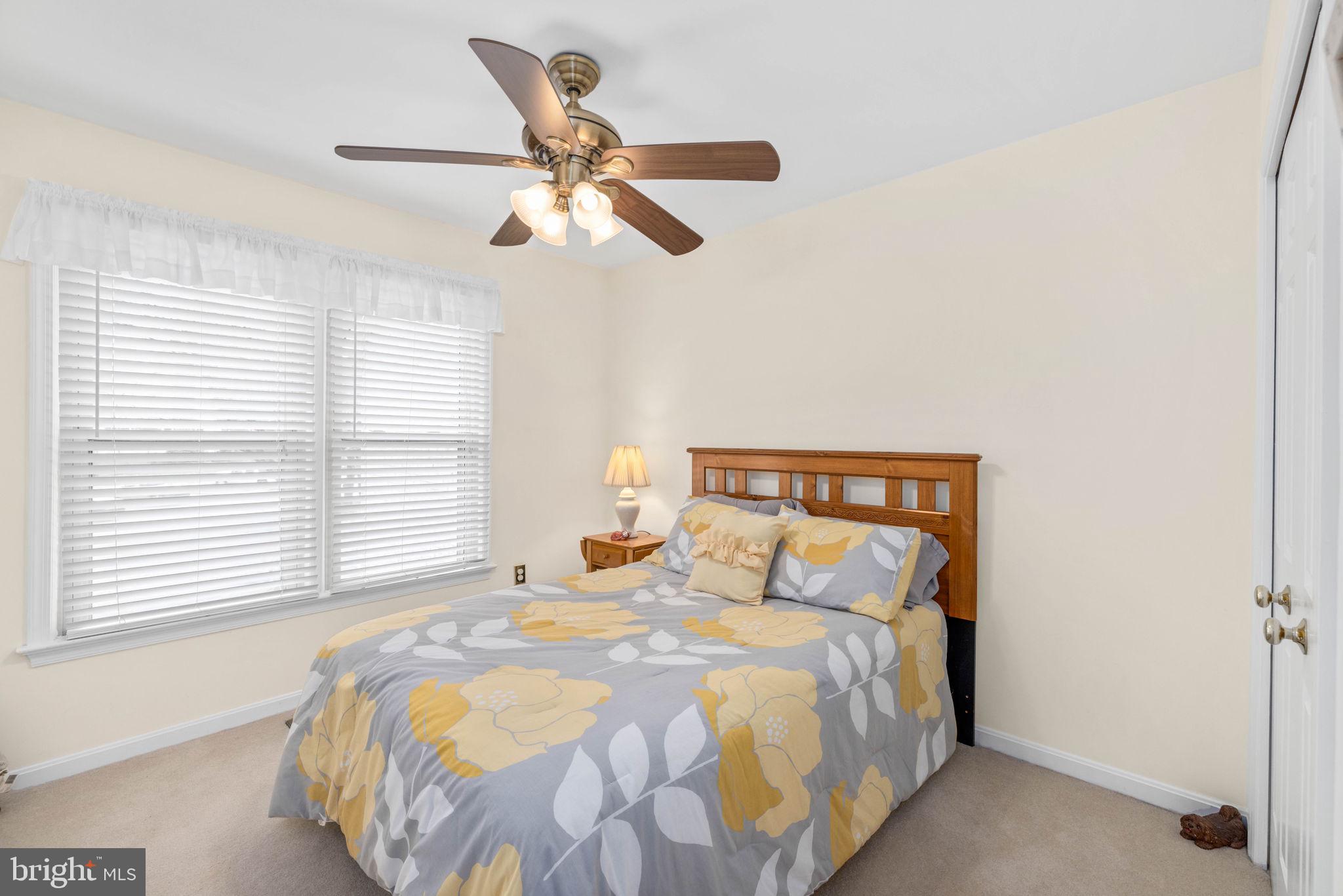 LAKE BRADDOCK - Residential