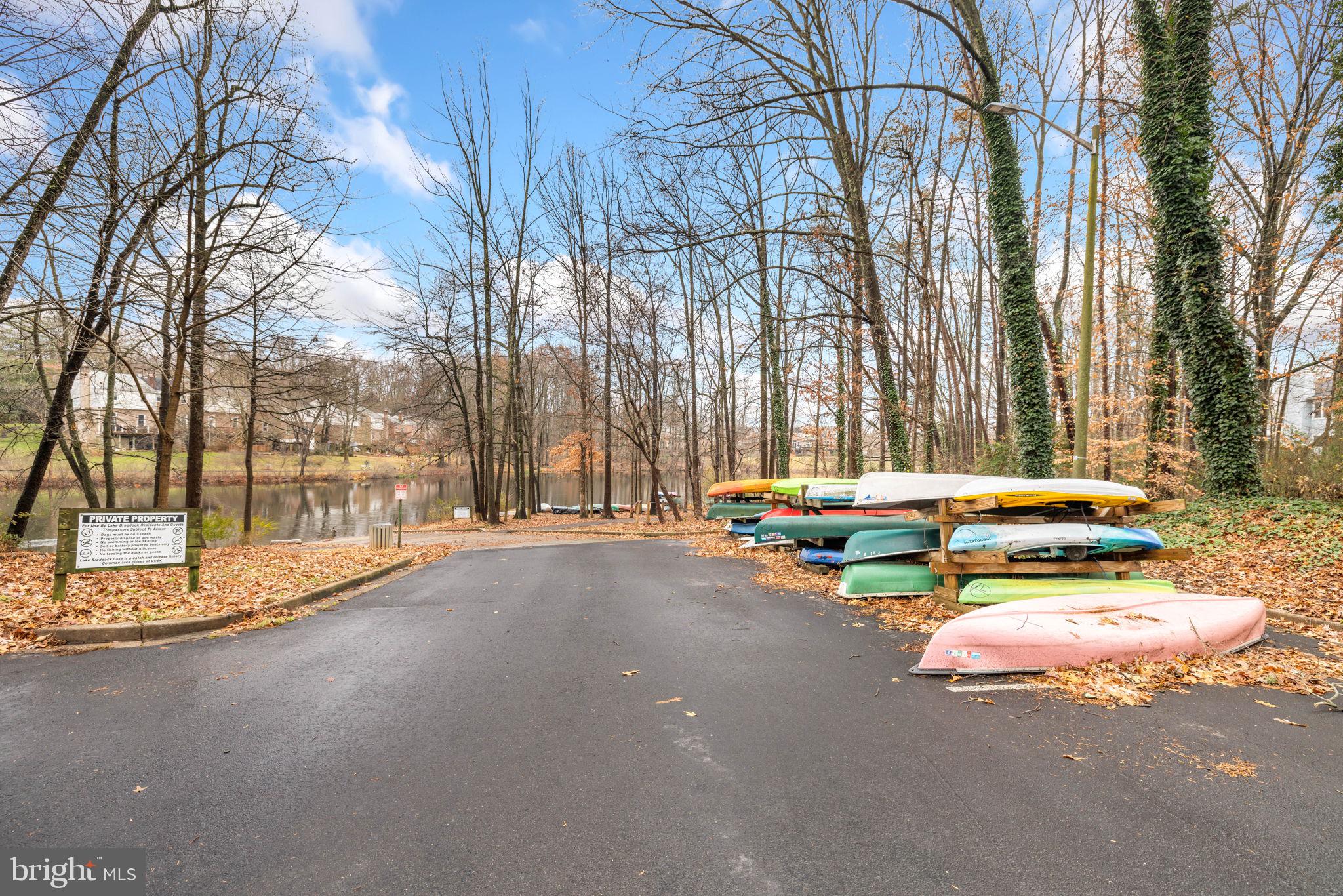 LAKE BRADDOCK - Residential