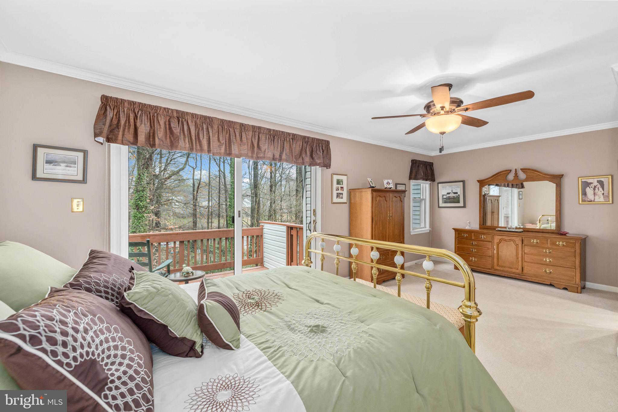 LAKE BRADDOCK - Residential