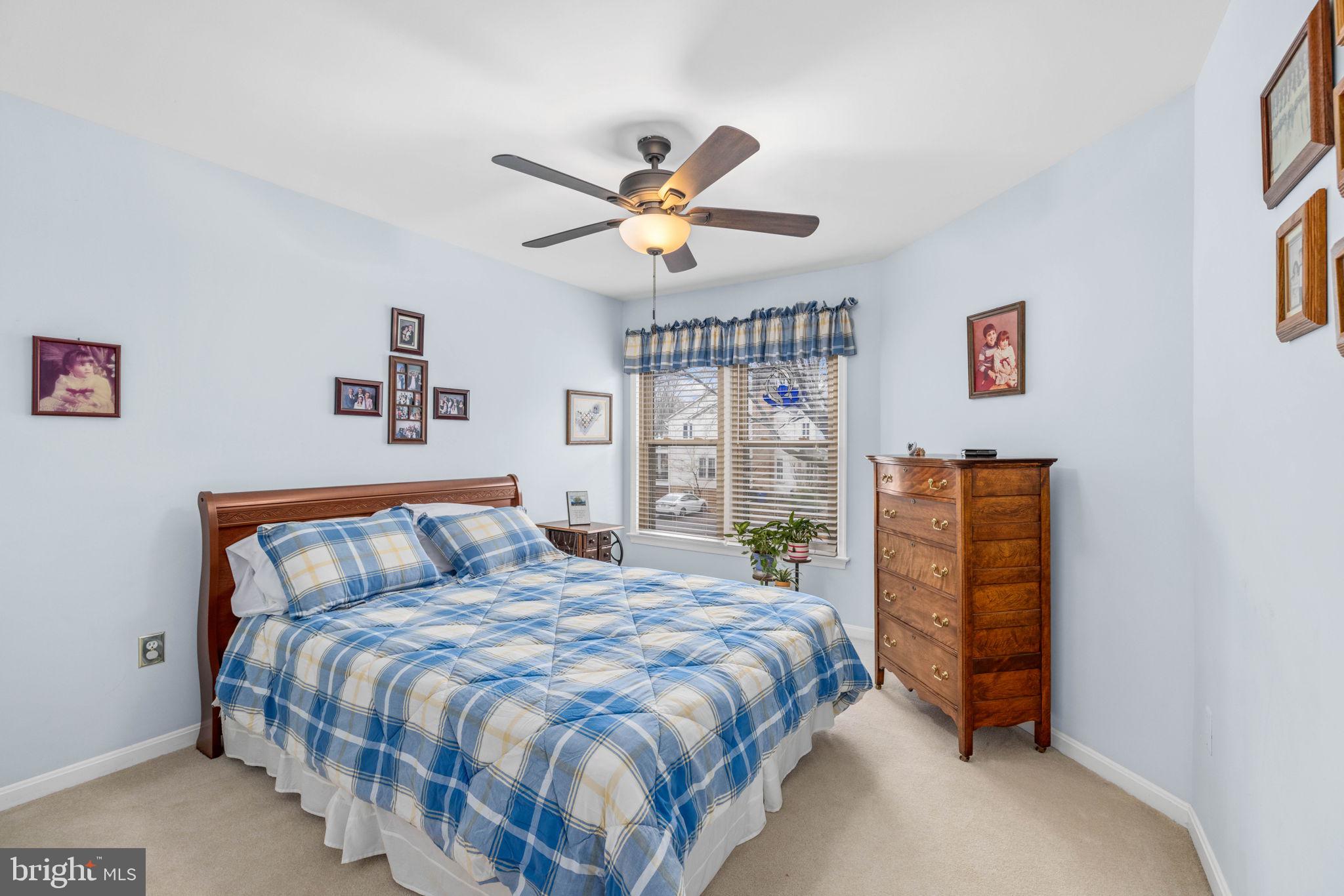 LAKE BRADDOCK - Residential