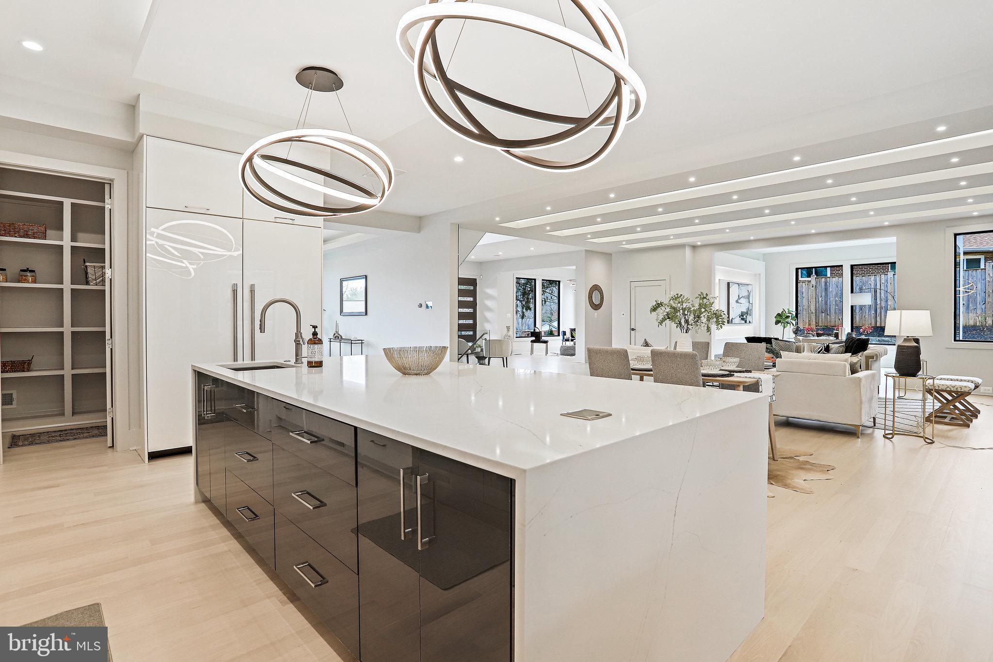 ROCK SPRING - Residential