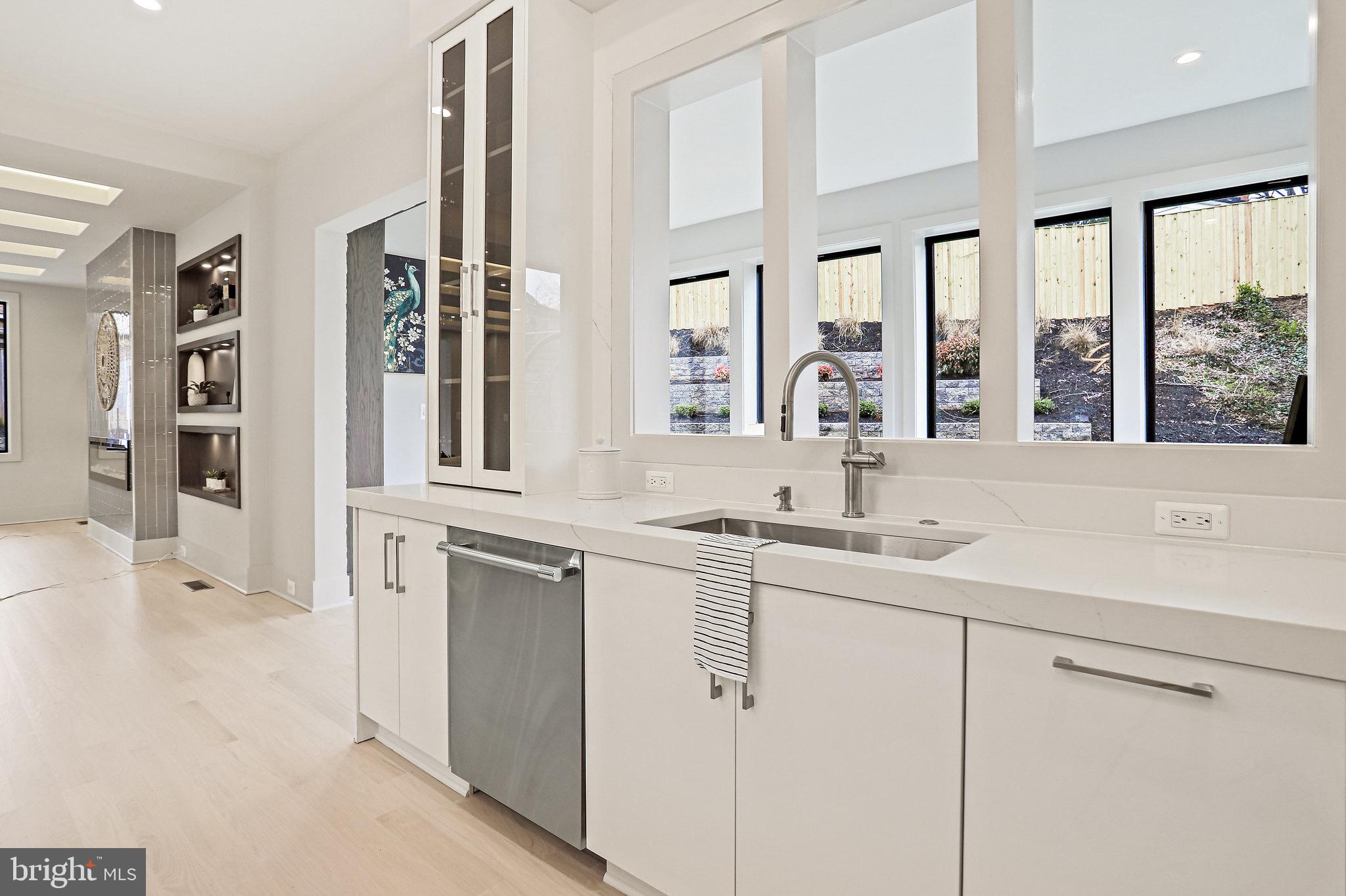 ROCK SPRING - Residential