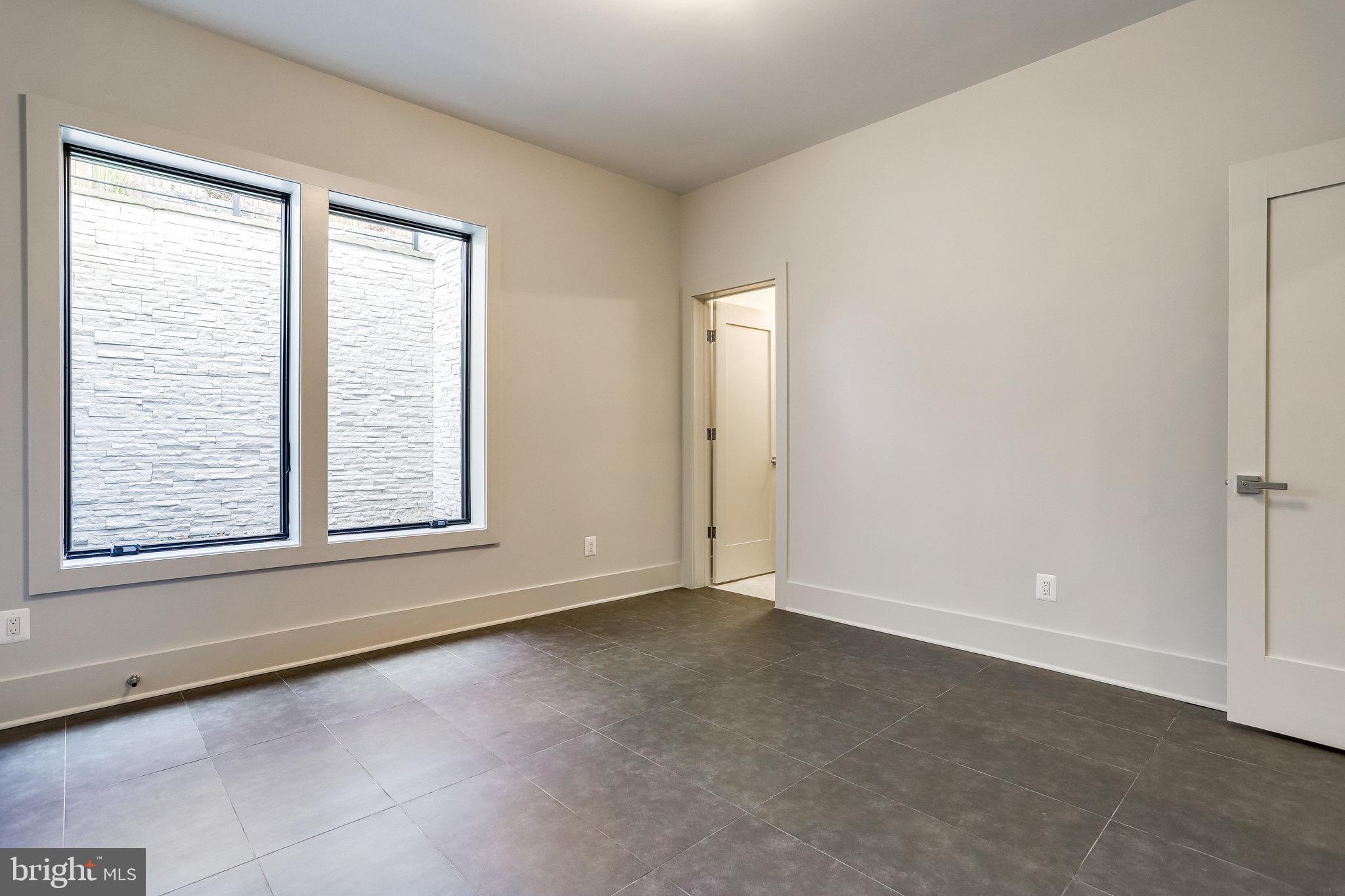 ROCK SPRING - Residential