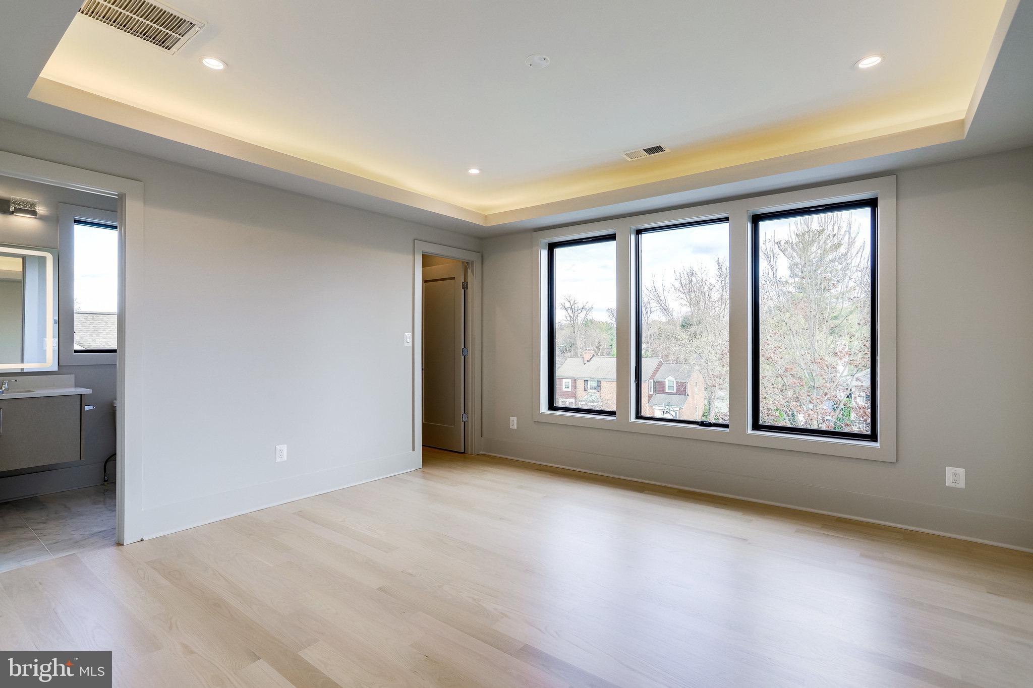 ROCK SPRING - Residential