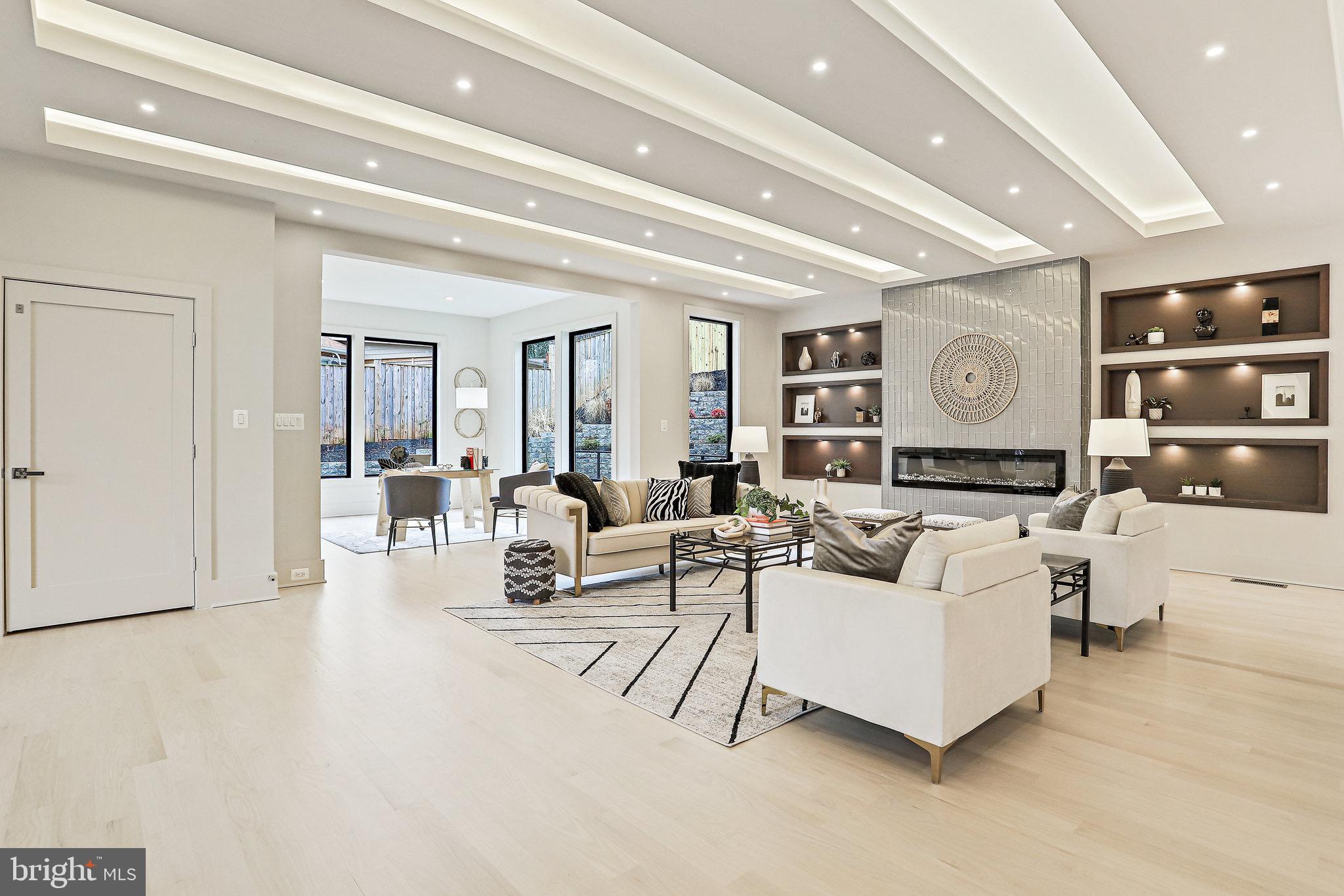 ROCK SPRING - Residential