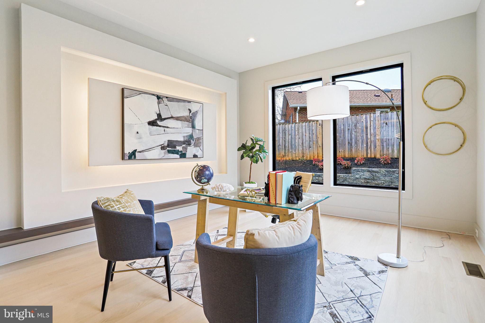 ROCK SPRING - Residential