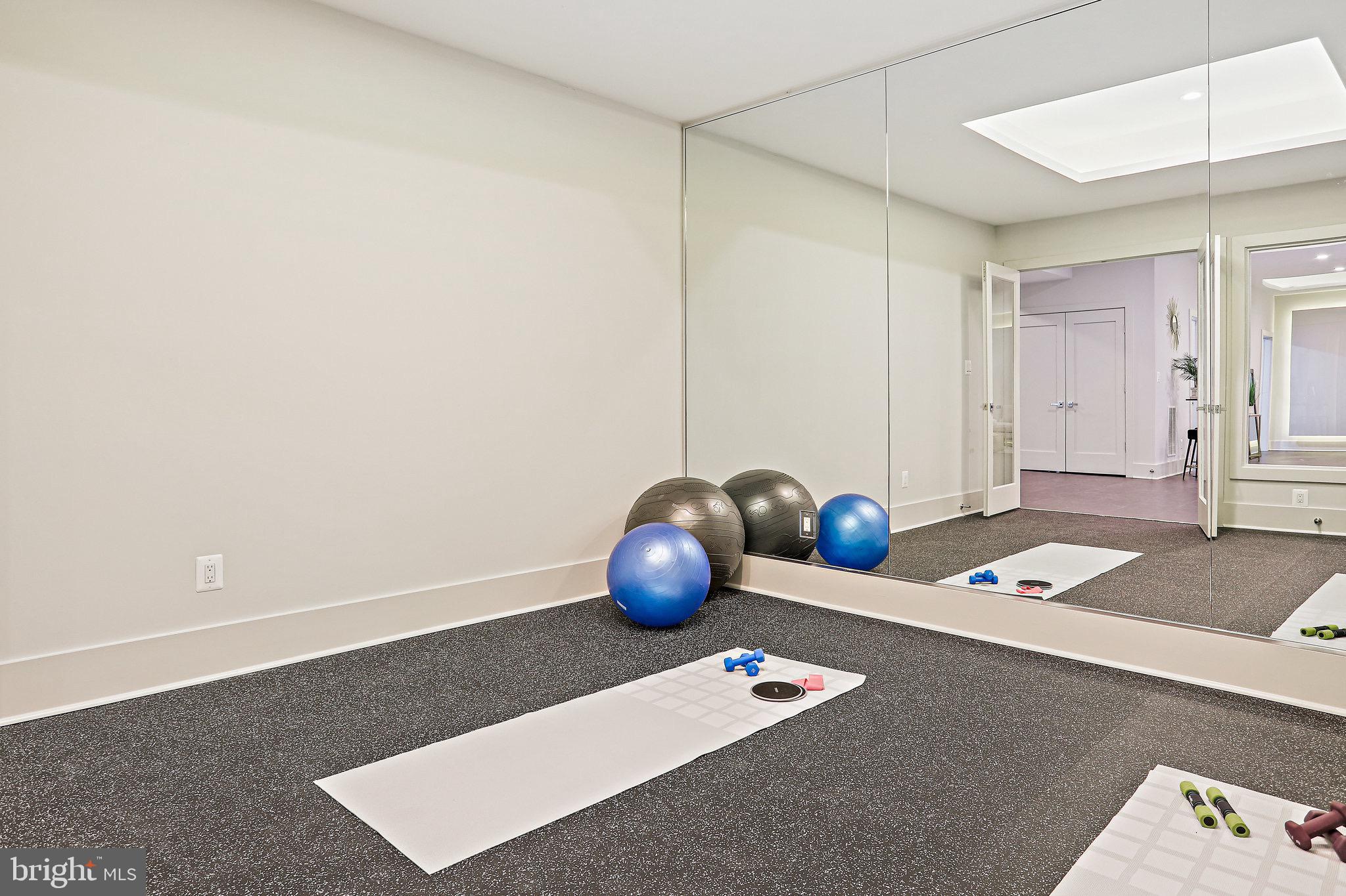 ROCK SPRING - Residential