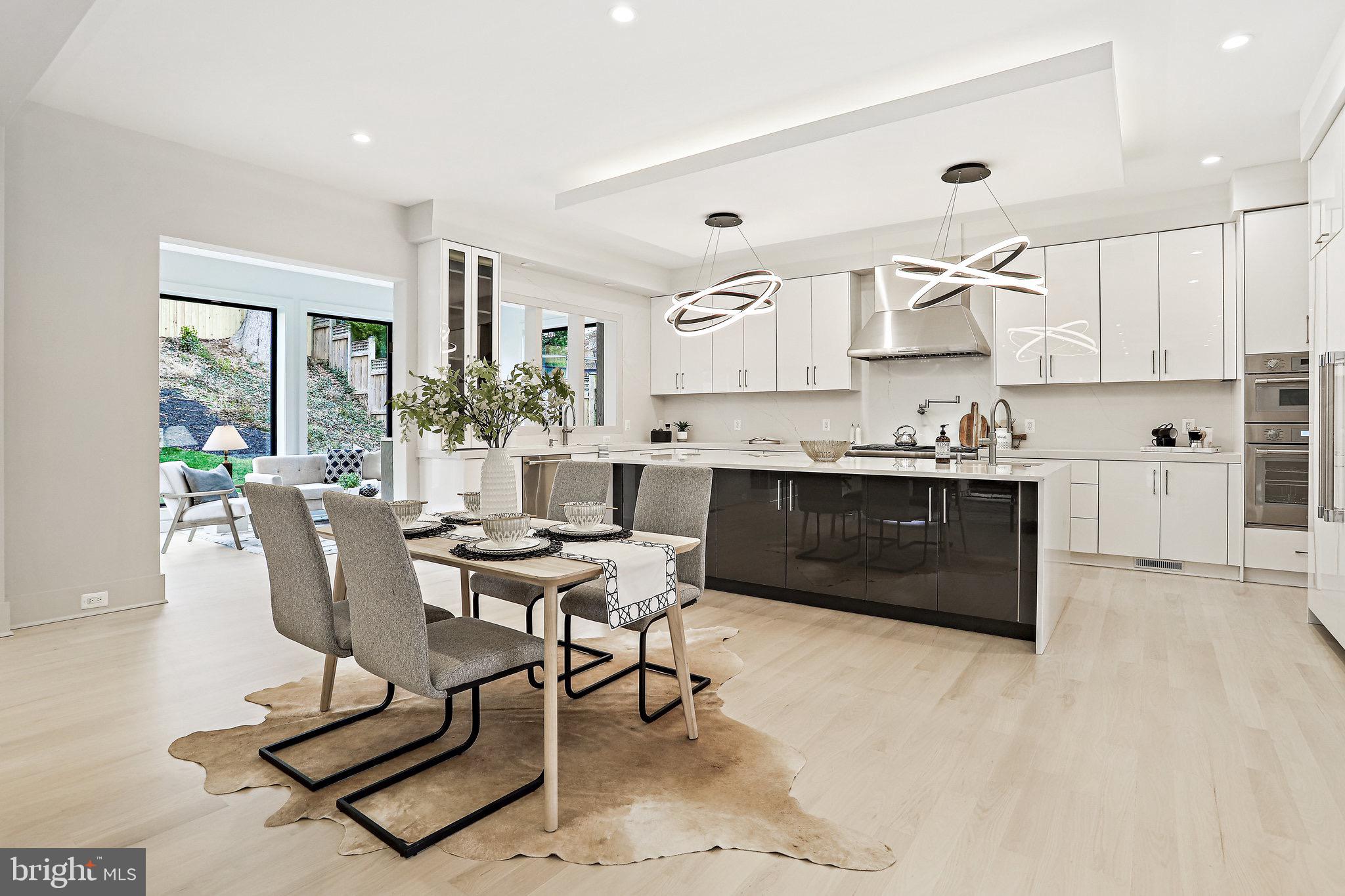 ROCK SPRING - Residential