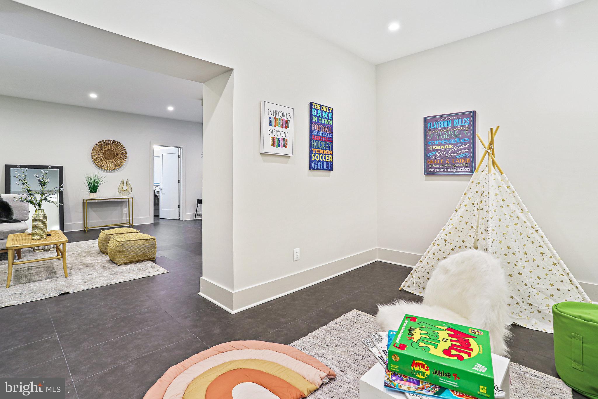 ROCK SPRING - Residential