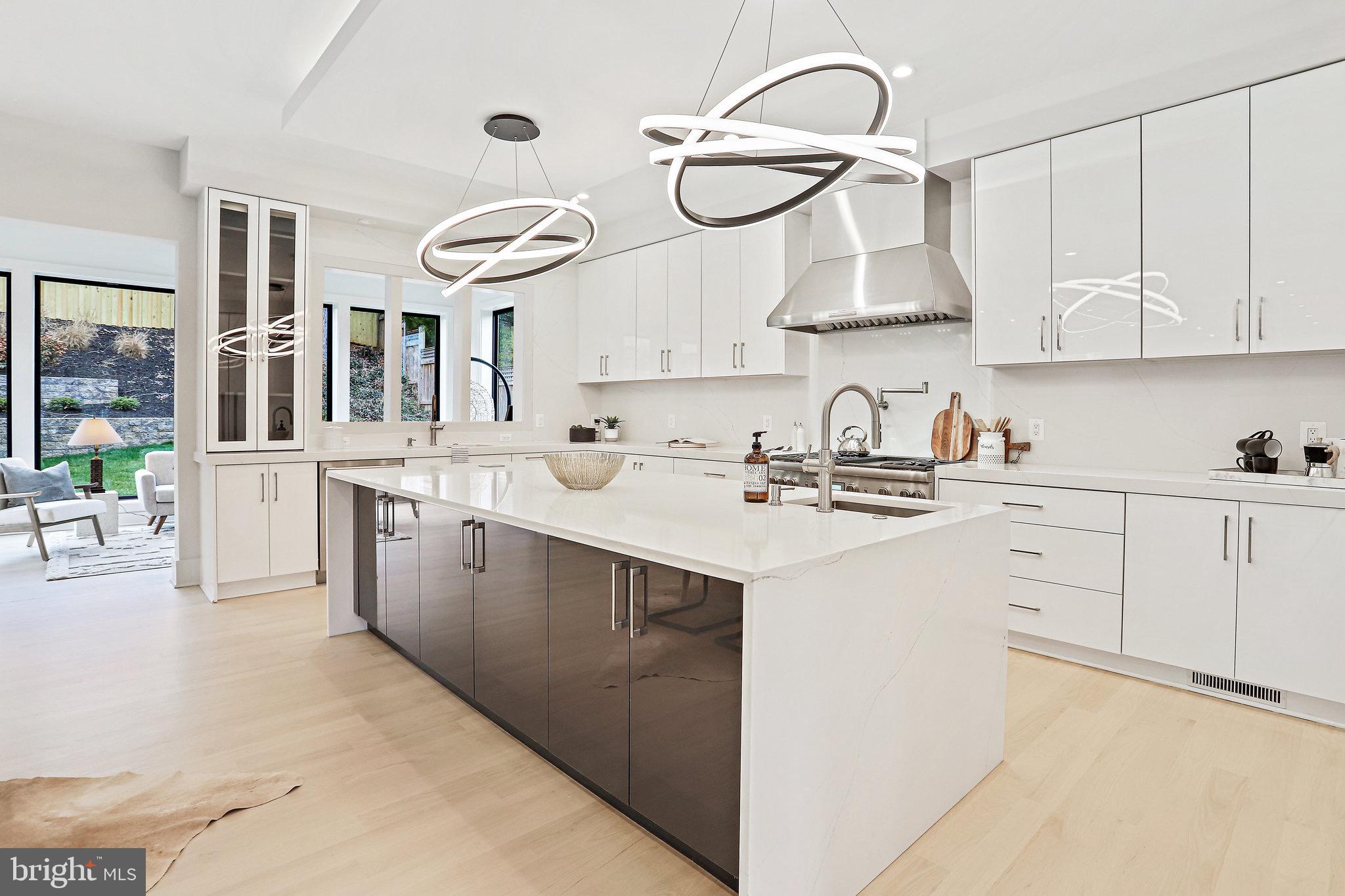 ROCK SPRING - Residential