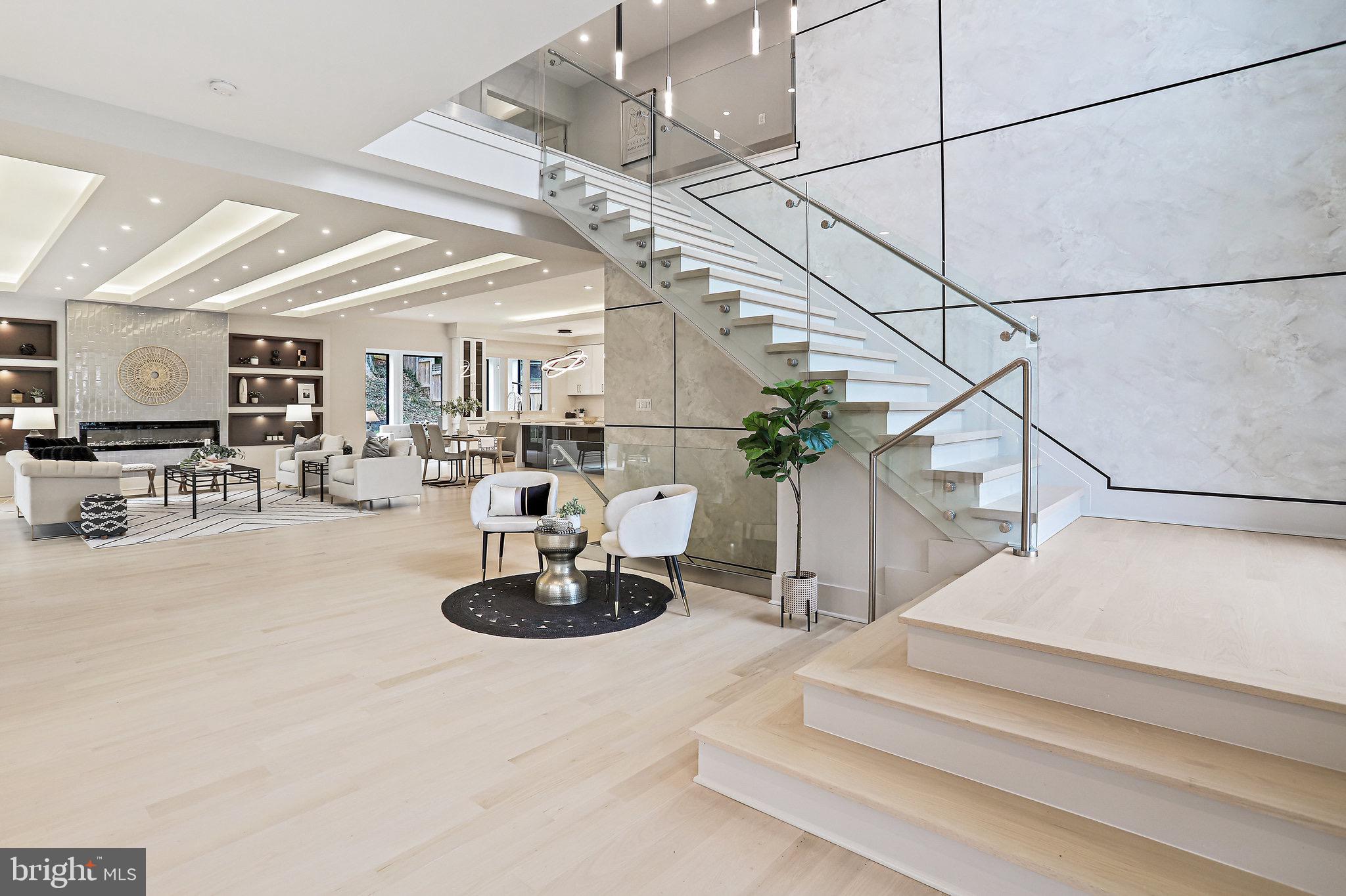 ROCK SPRING - Residential