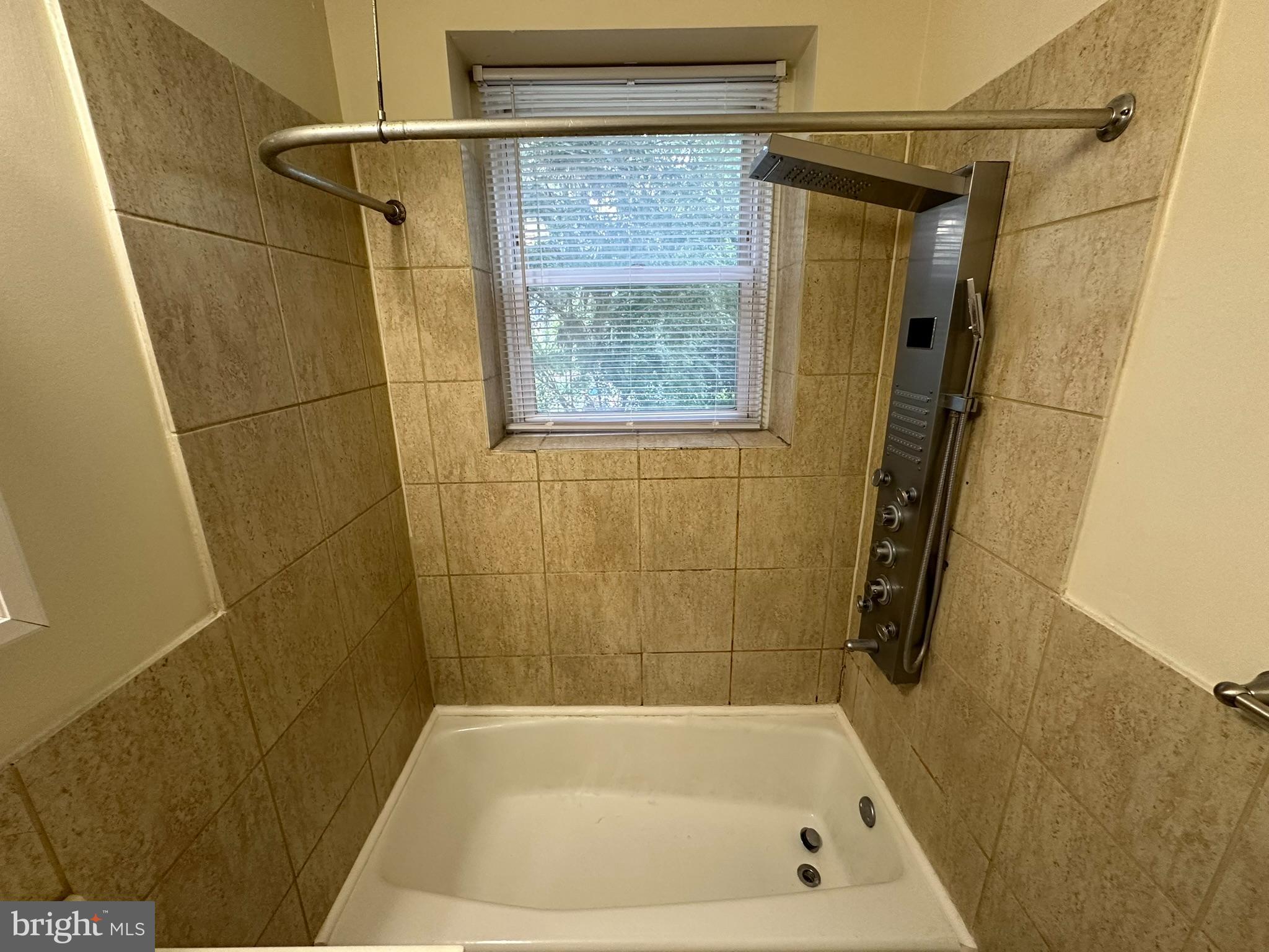 GERMANTOWN - Residential Lease