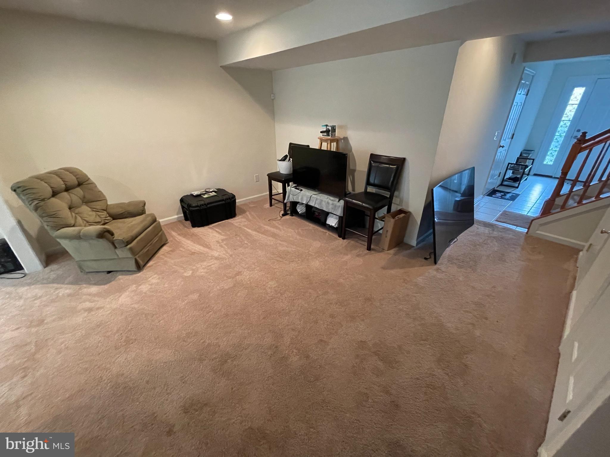 LAKELAND PLACE - Residential