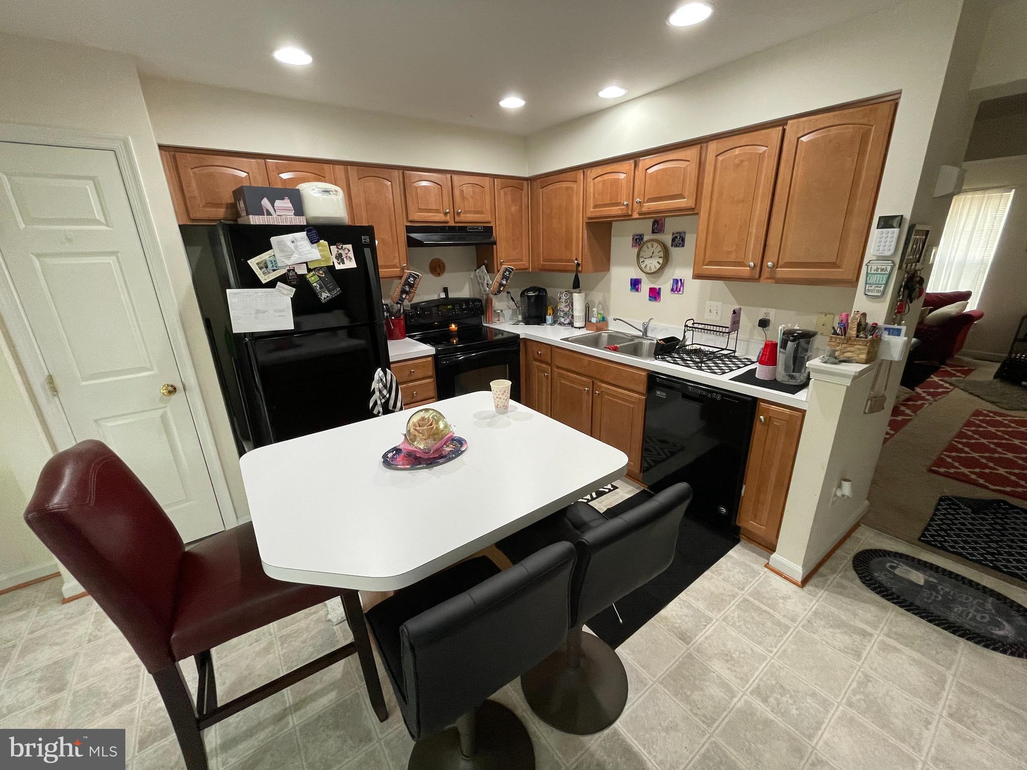 LAKELAND PLACE - Residential