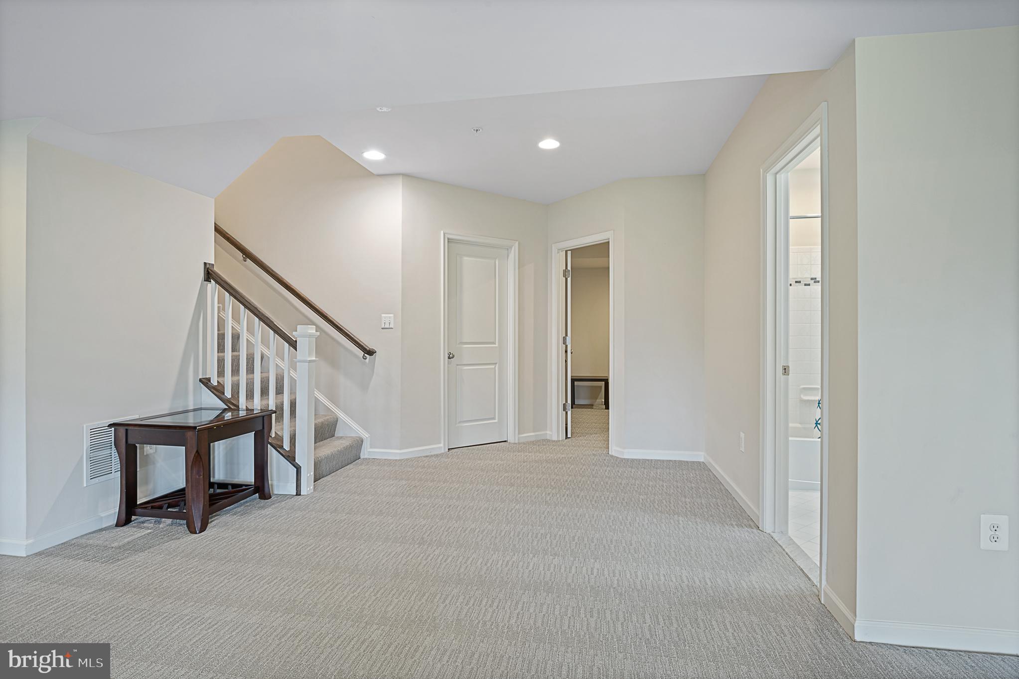 LANDSDALE - Residential